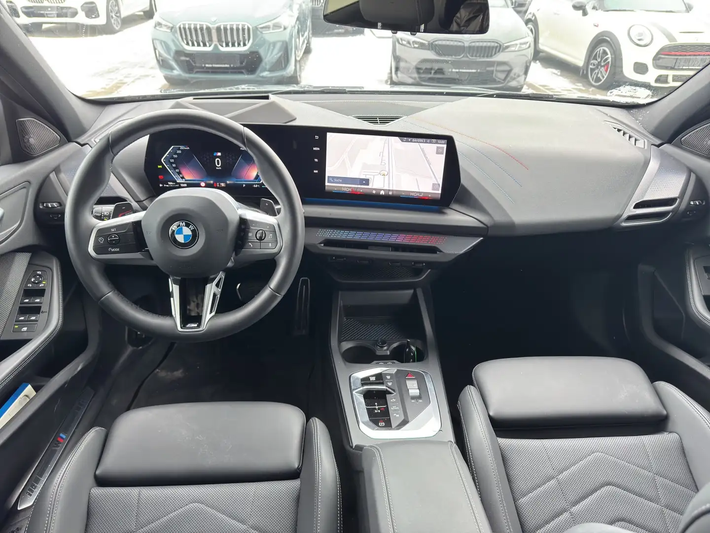 BMW 120 Limousine M Sport SportpaketPro HUD 360° H&K Grau - 2