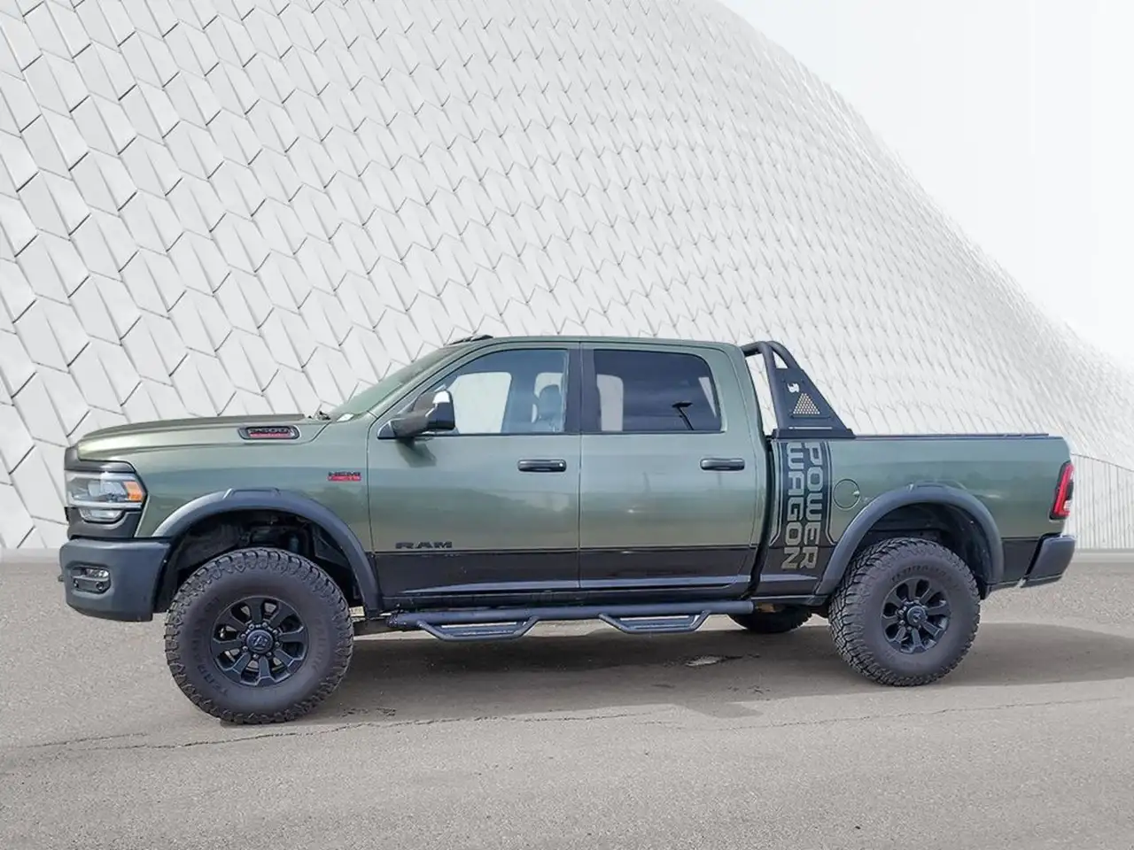 RAM 2500 снимка RAM 2500