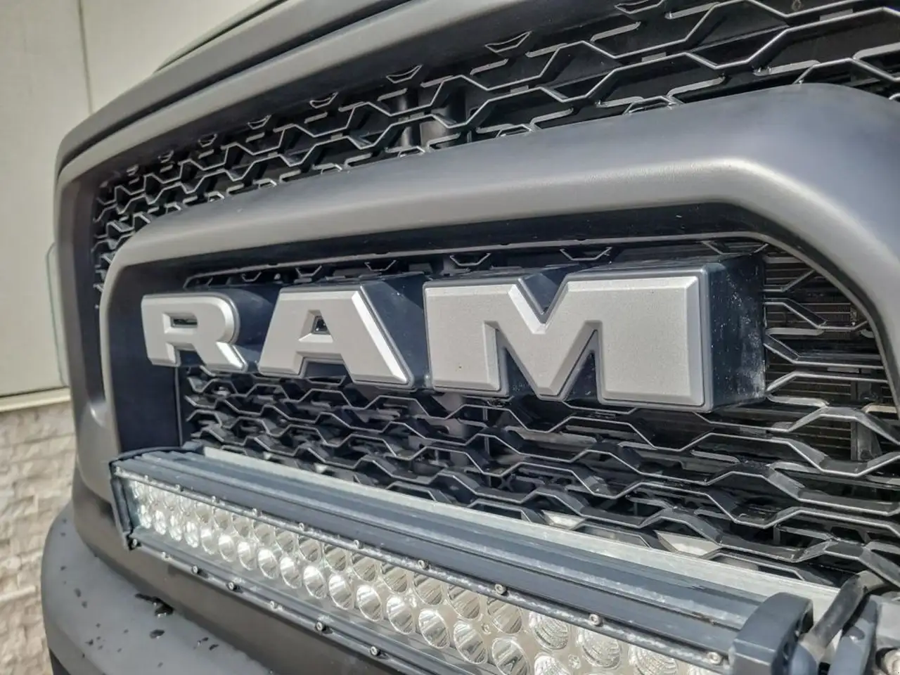 RAM 2500 снимка RAM 2500