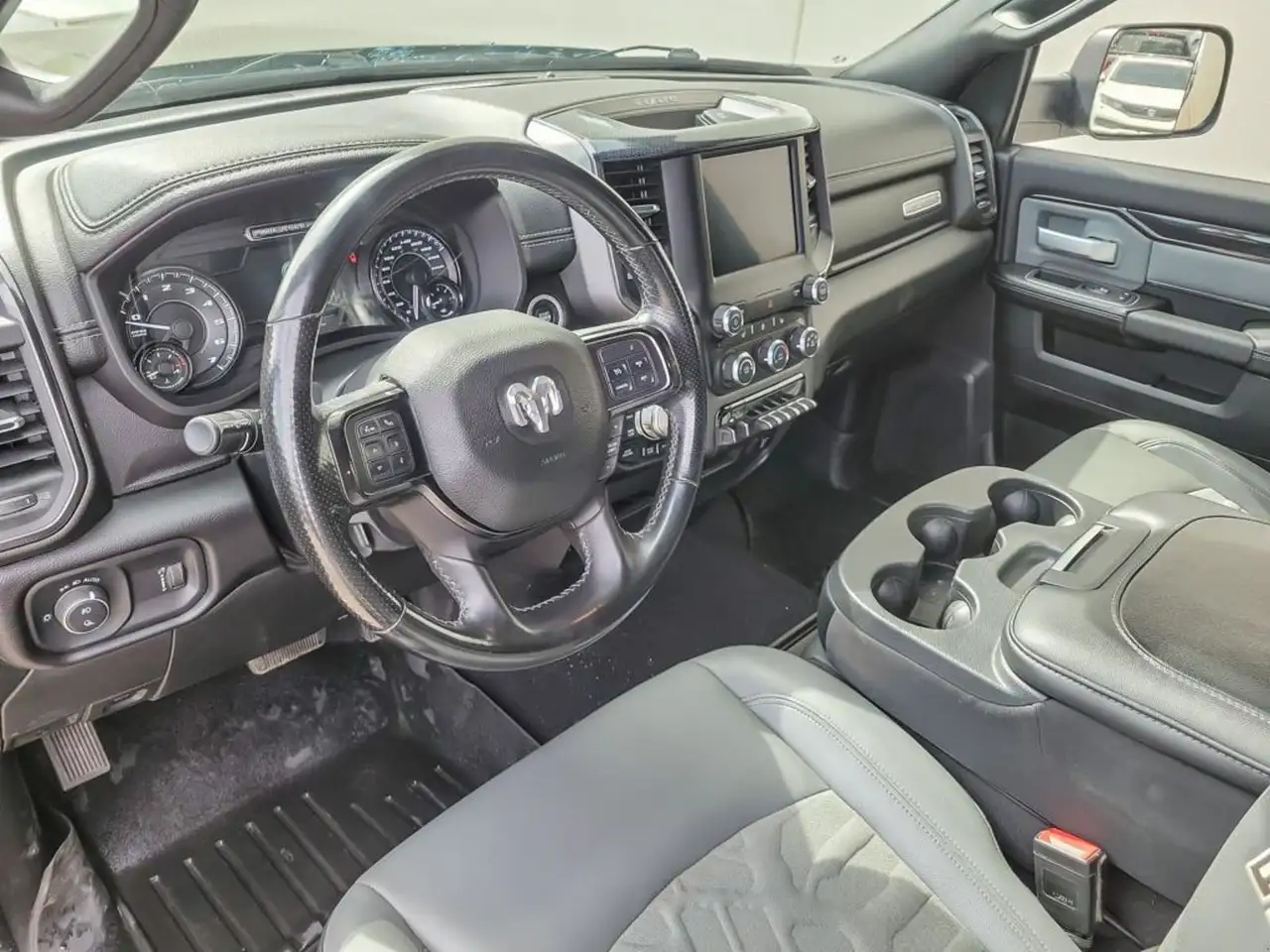 RAM 2500 снимка RAM 2500