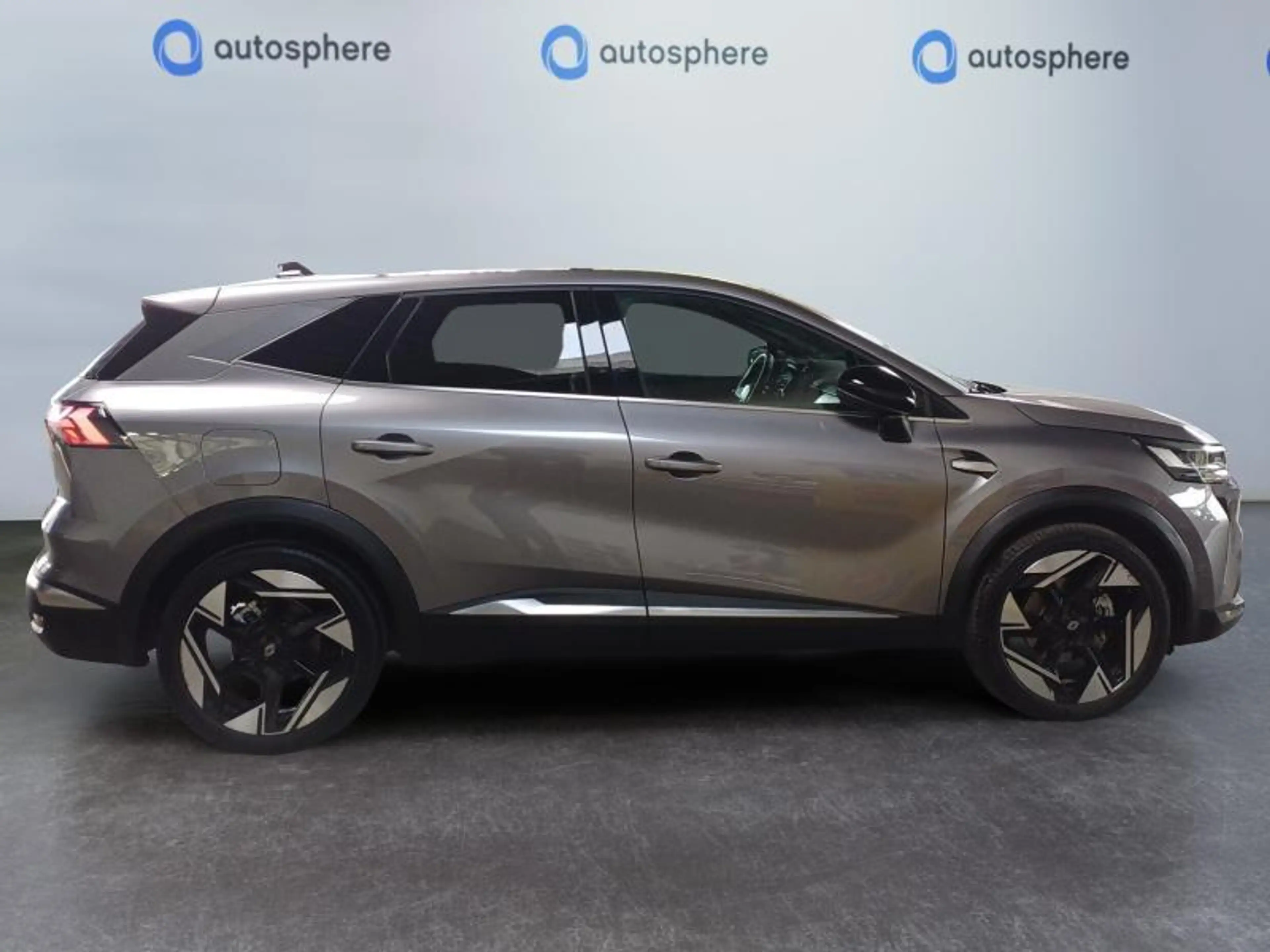Renault Symbioz 1.6i E-TECH Iconic 145 Hp — photo 4