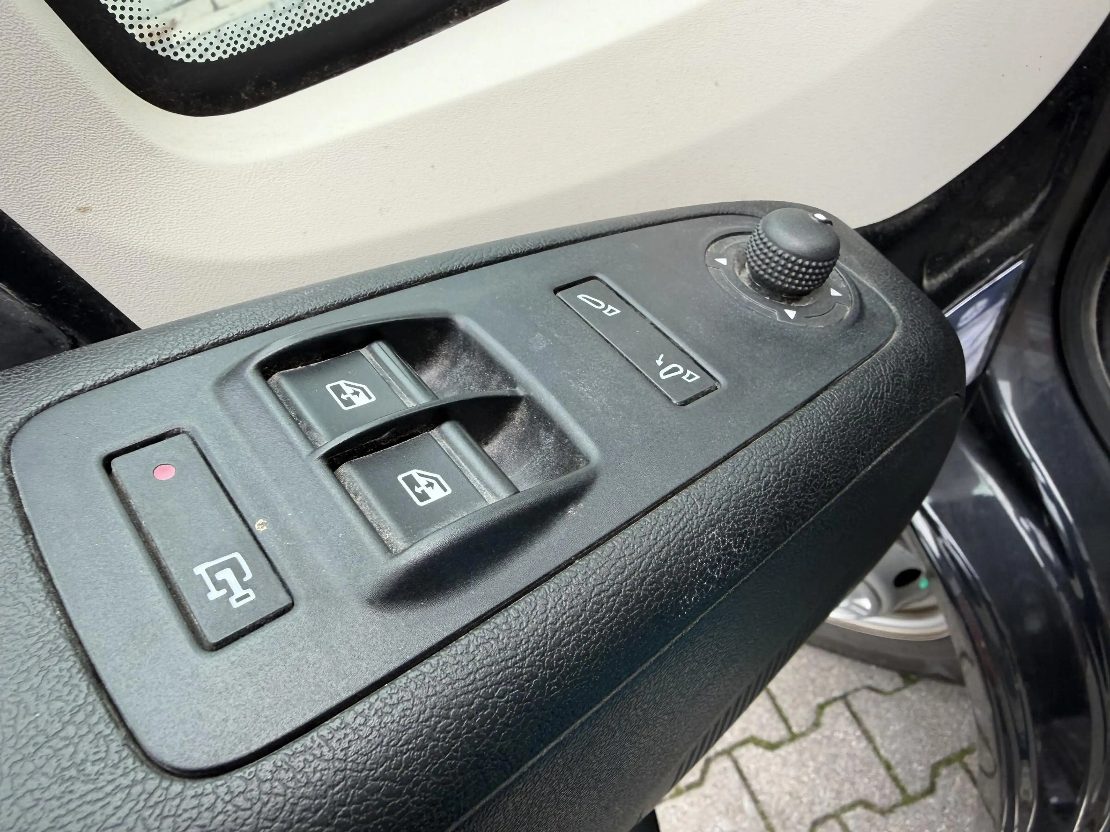 Peugeot Boxer 330 2.2 BlueHDi 120 L1H1 Premium — photo 5