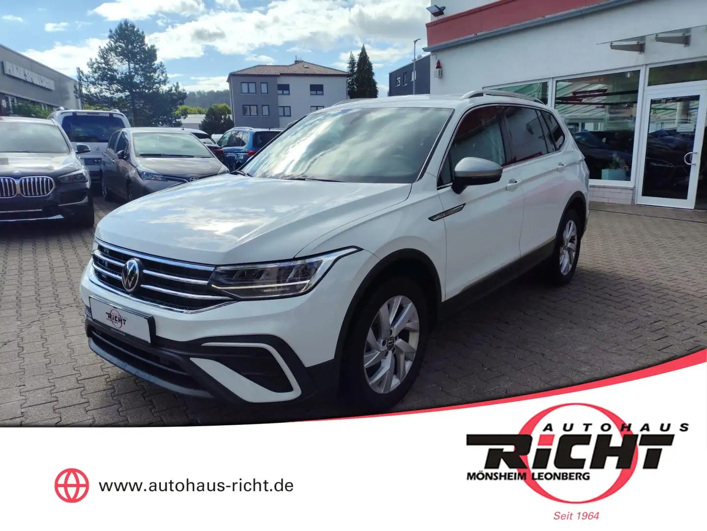 Volkswagen Tiguan Allspace 1.5TSI DSG AHK 7-Sitzer Navi LED SHZ Weiß - 1