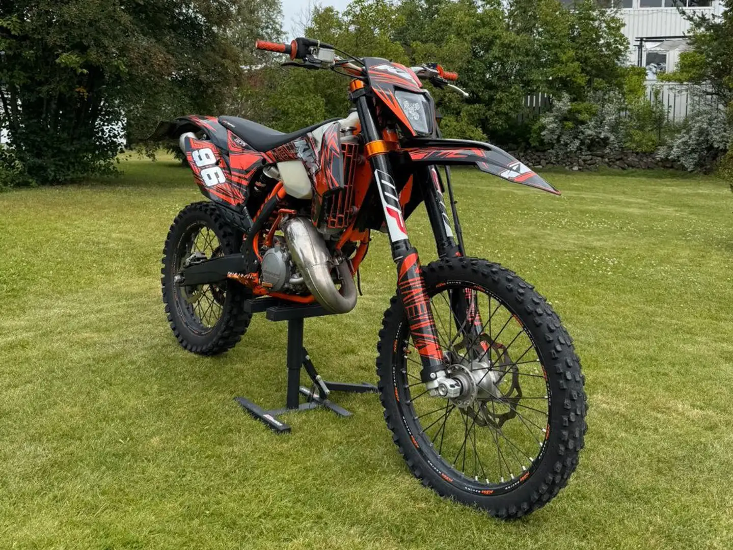 KTM 125 EXC Orange - 2