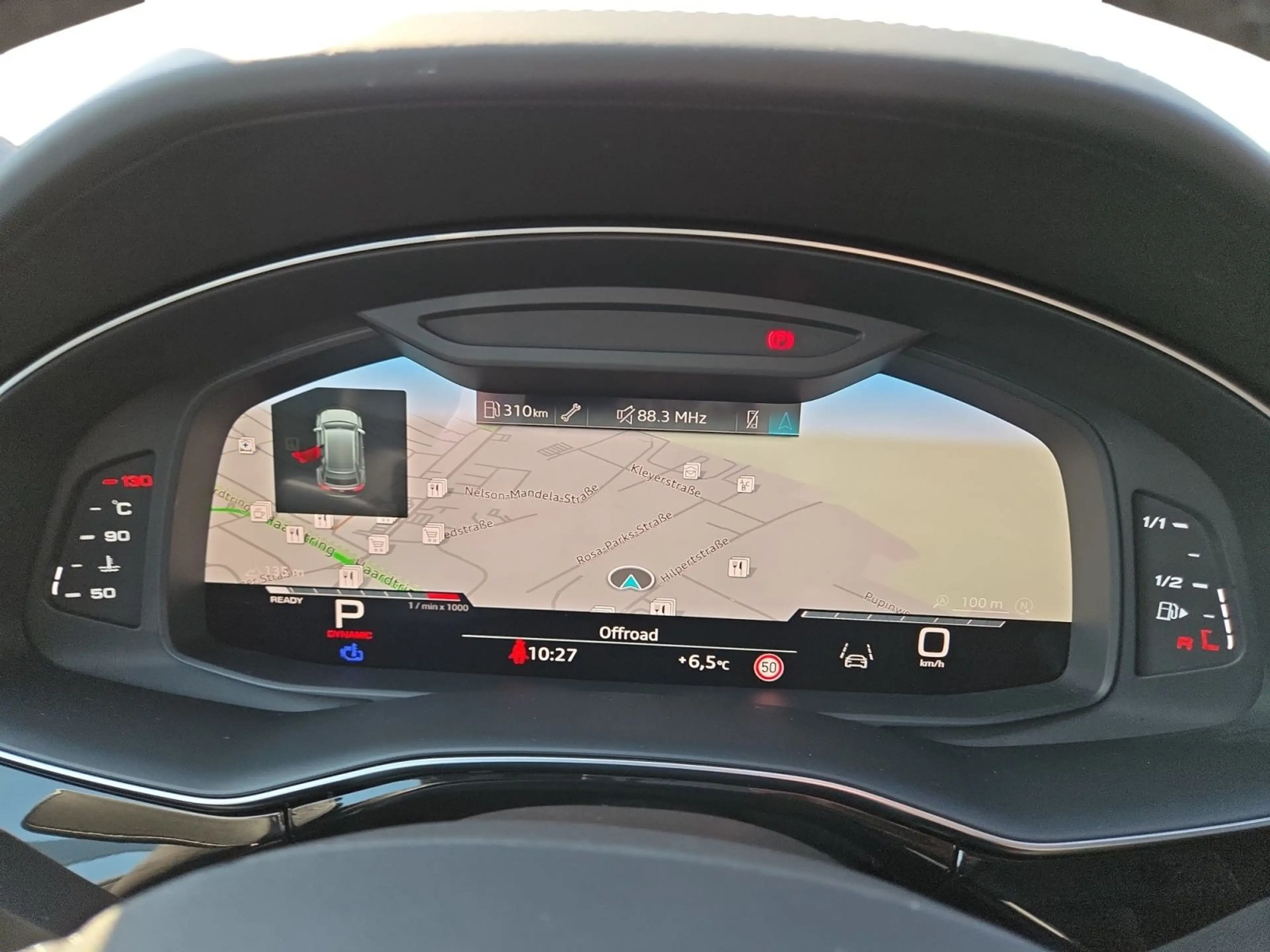 Audi SQ8 competition plus, STHZG/AHK/LUFT/PANO/360°KA — photo 9