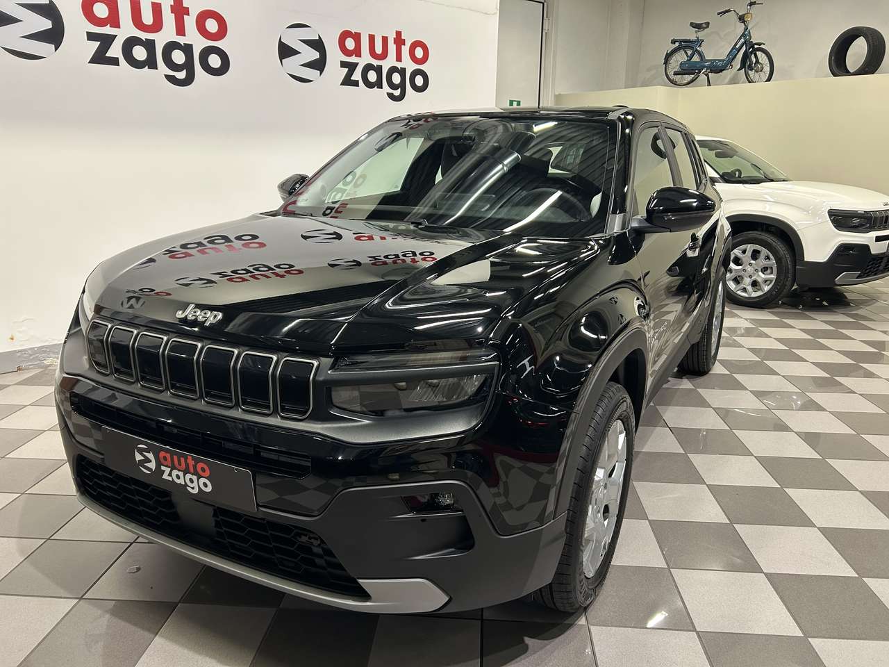 Jeep Avenger 1.2 e-hybrid mhev Altitude fwd 110cv