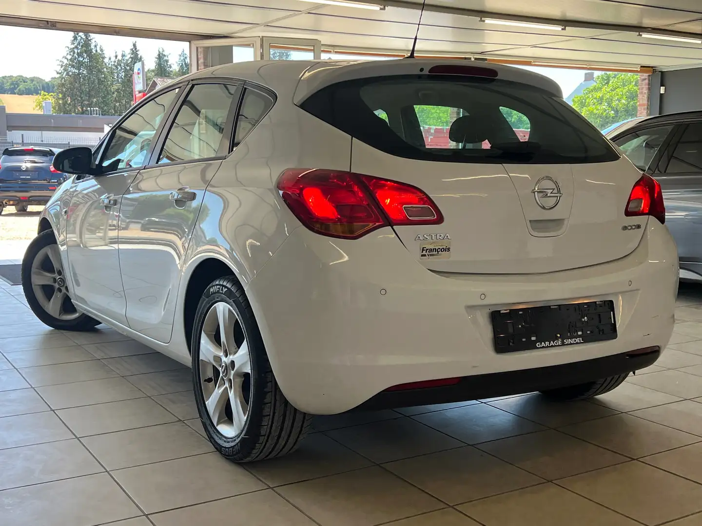 Opel Astra 1.7 CDTi AIRCO*REGULATEUR*PDC Weiß - 2