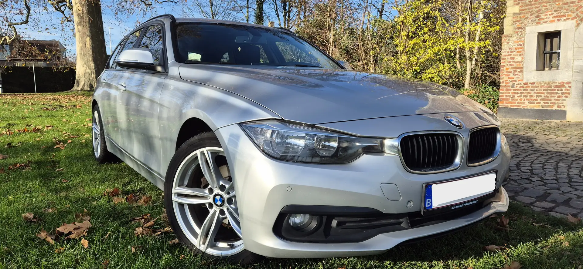 BMW 318 318d Touring Aut. Argent - 1