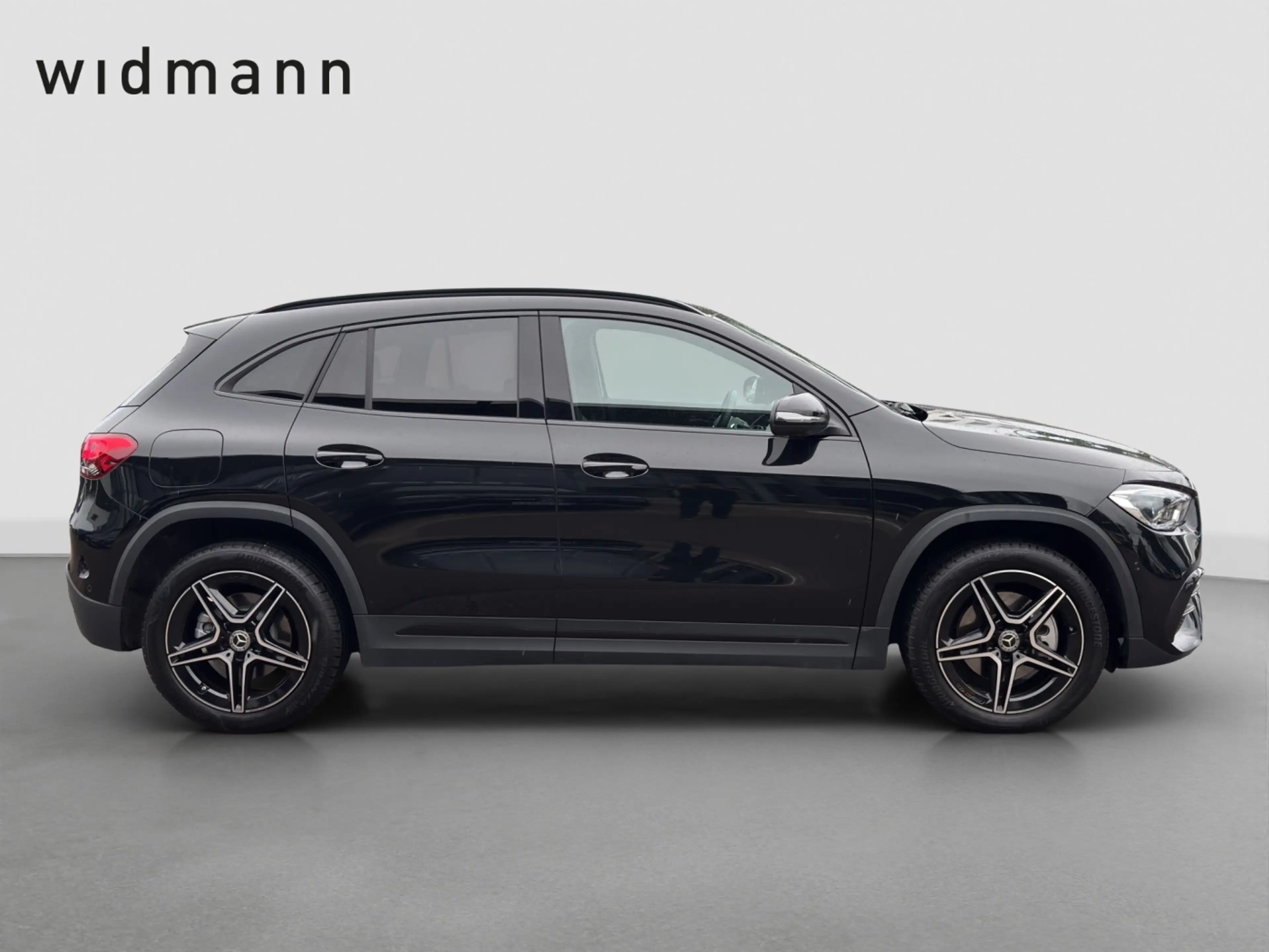 Mercedes-Benz GLA 250 e *AMG*Multibeam*AHK*PDC*360°*Night*DAB* — photo 6