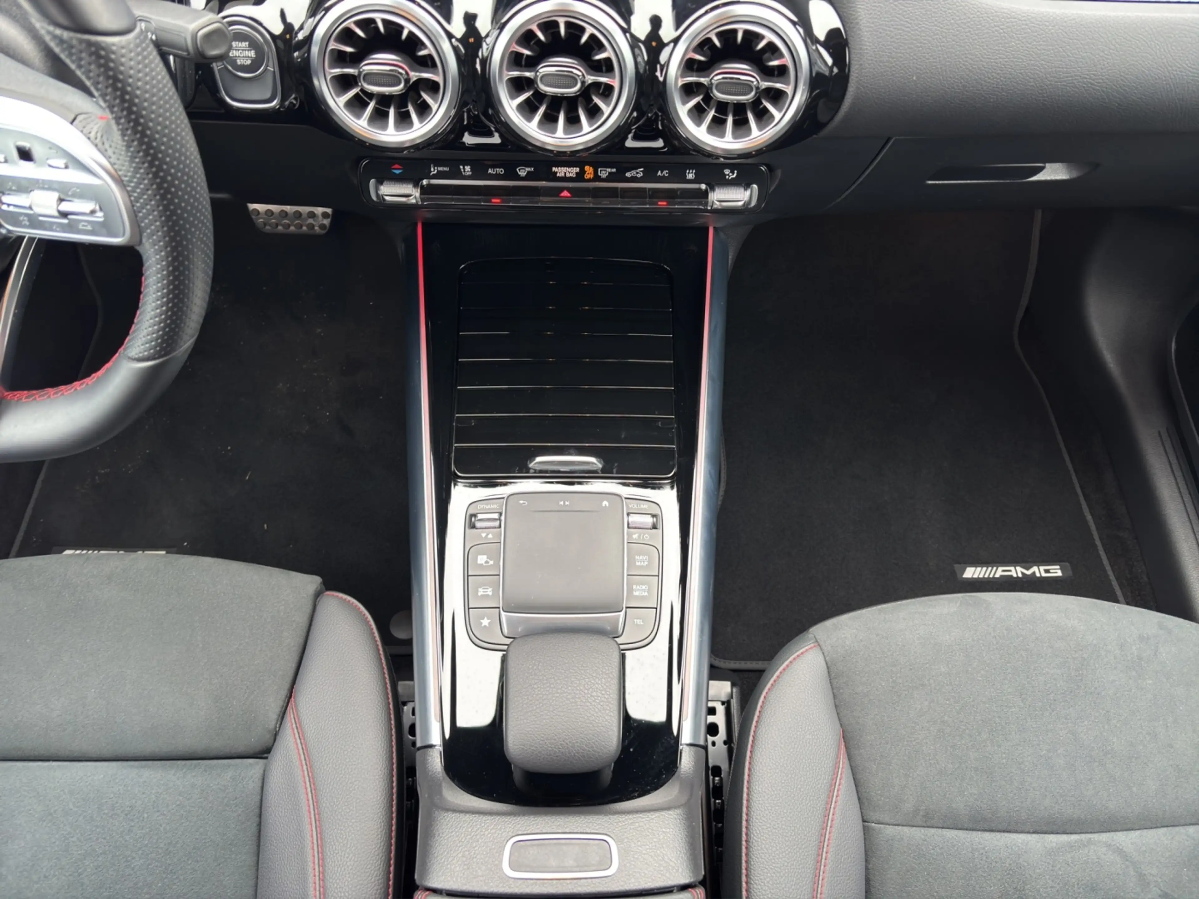 Mercedes-Benz GLA 250 e *AMG*Multibeam*AHK*PDC*360°*Night*DAB* — photo 13