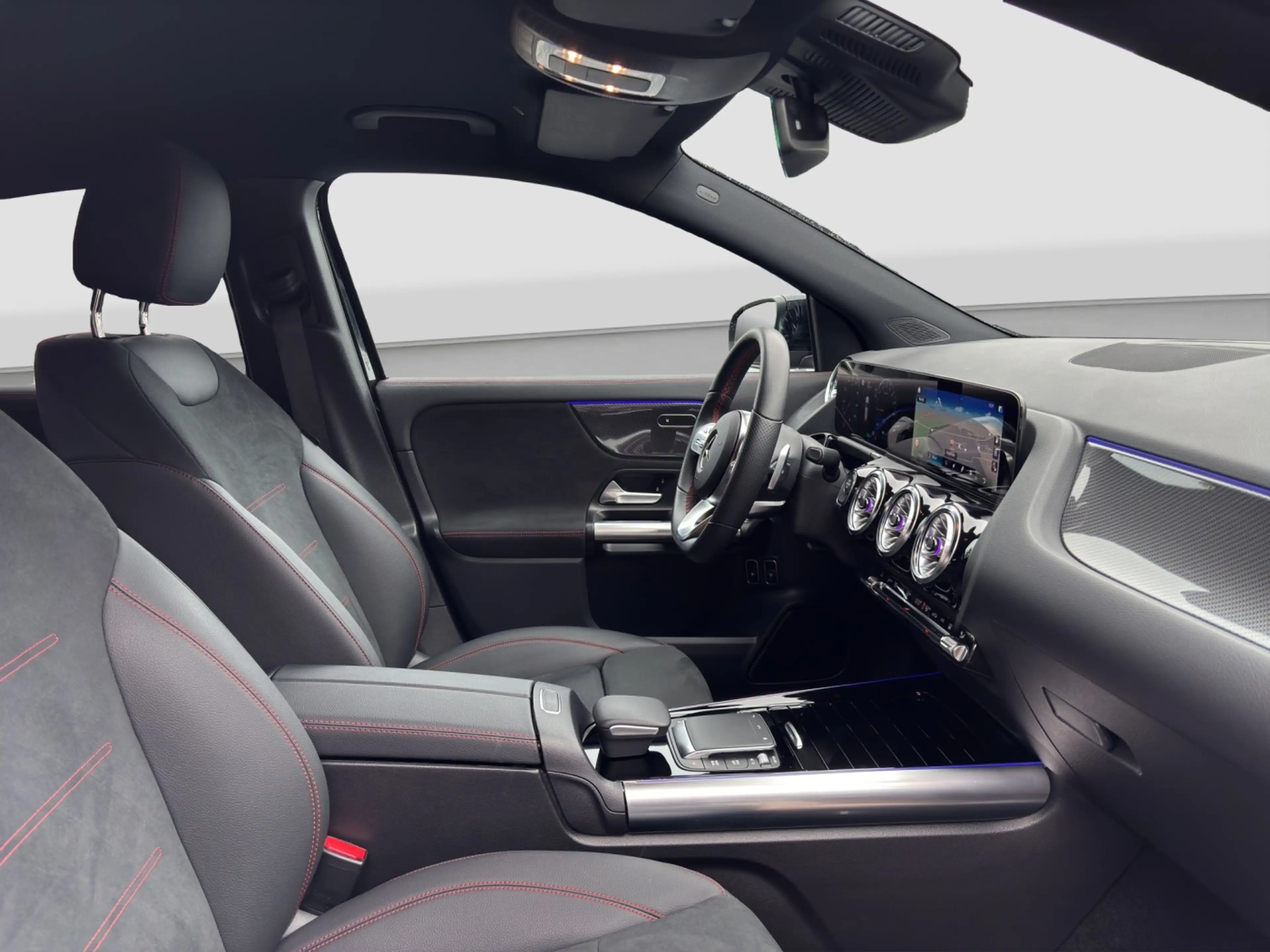 Mercedes-Benz GLA 250 e *AMG*Multibeam*AHK*PDC*360°*Night*DAB* — photo 15