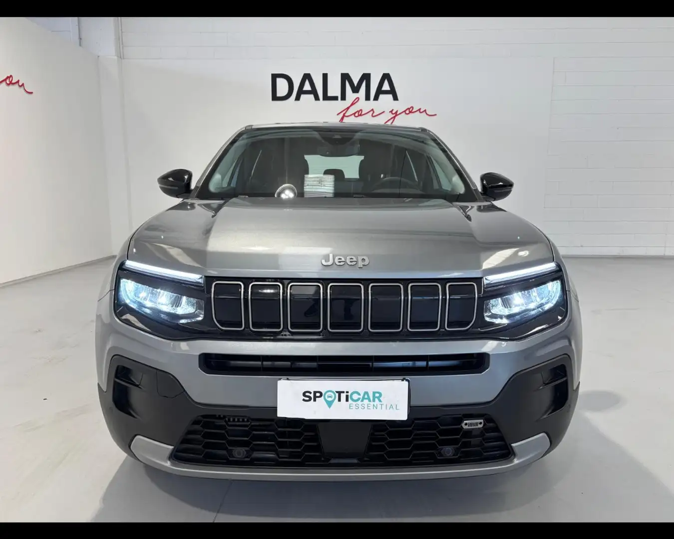 Jeep Avenger 1.2 Turbo Altitude Gris - 2