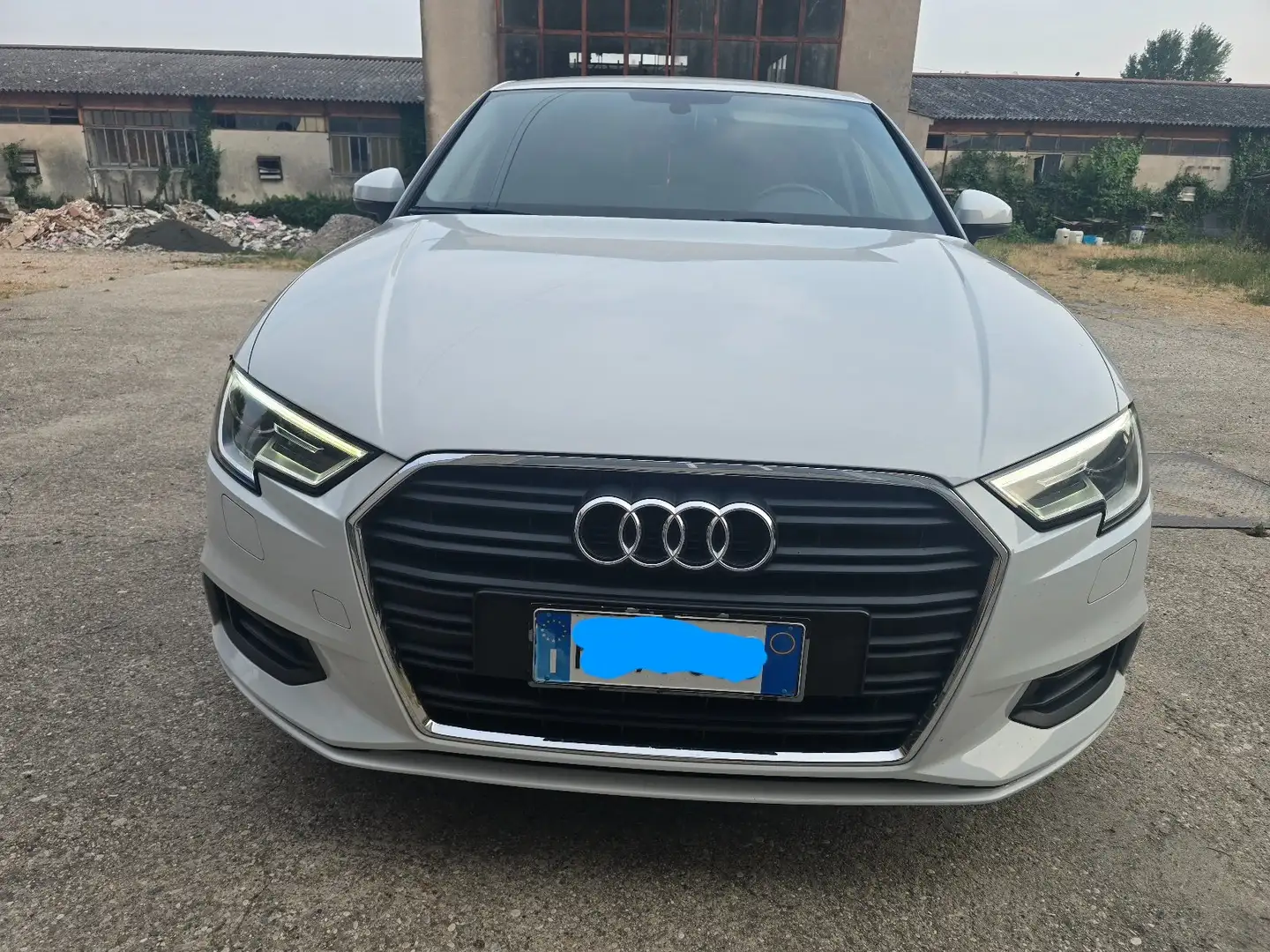 Audi A3 A3 Sedan 30 1.6 tdi Business 116cv s-tronic Bianco - 2
