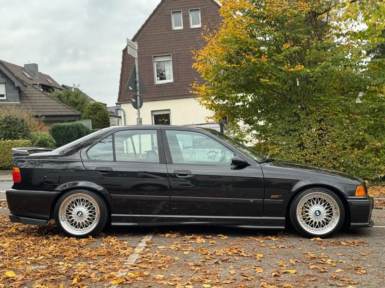 BMW 320i, foto 3
