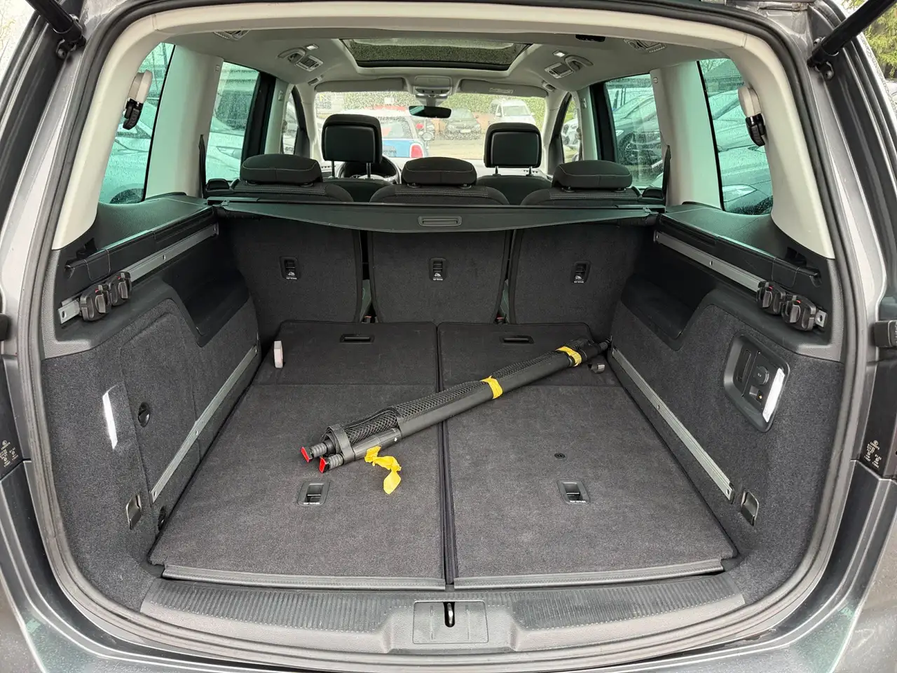 Volkswagen Sharan Comfortline AHK/PANO/RFK/ACC/NAVI 16