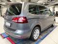 Volkswagen Sharan Comfortline AHK/PANO/RFK/ACC/NAVI Gris - thumbnail 4