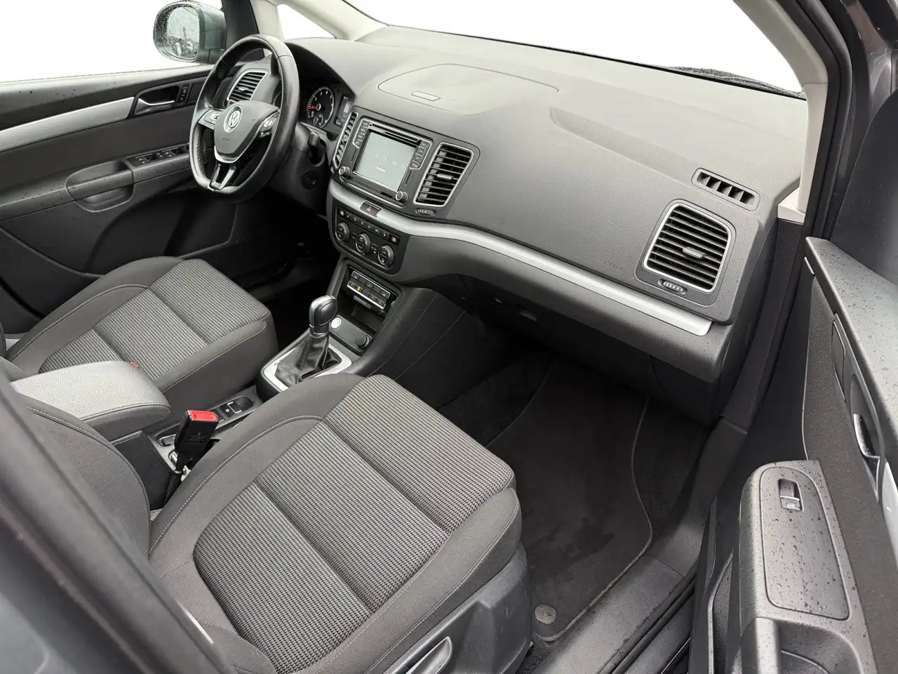 Volkswagen Sharan Comfortline AHK/PANO/RFK/ACC/NAVI 11