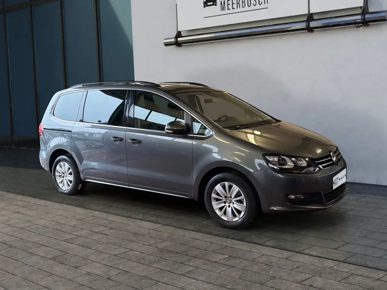 Volkswagen Sharan Comfortline AHK/PANO/RFK/ACC/NAVI 4