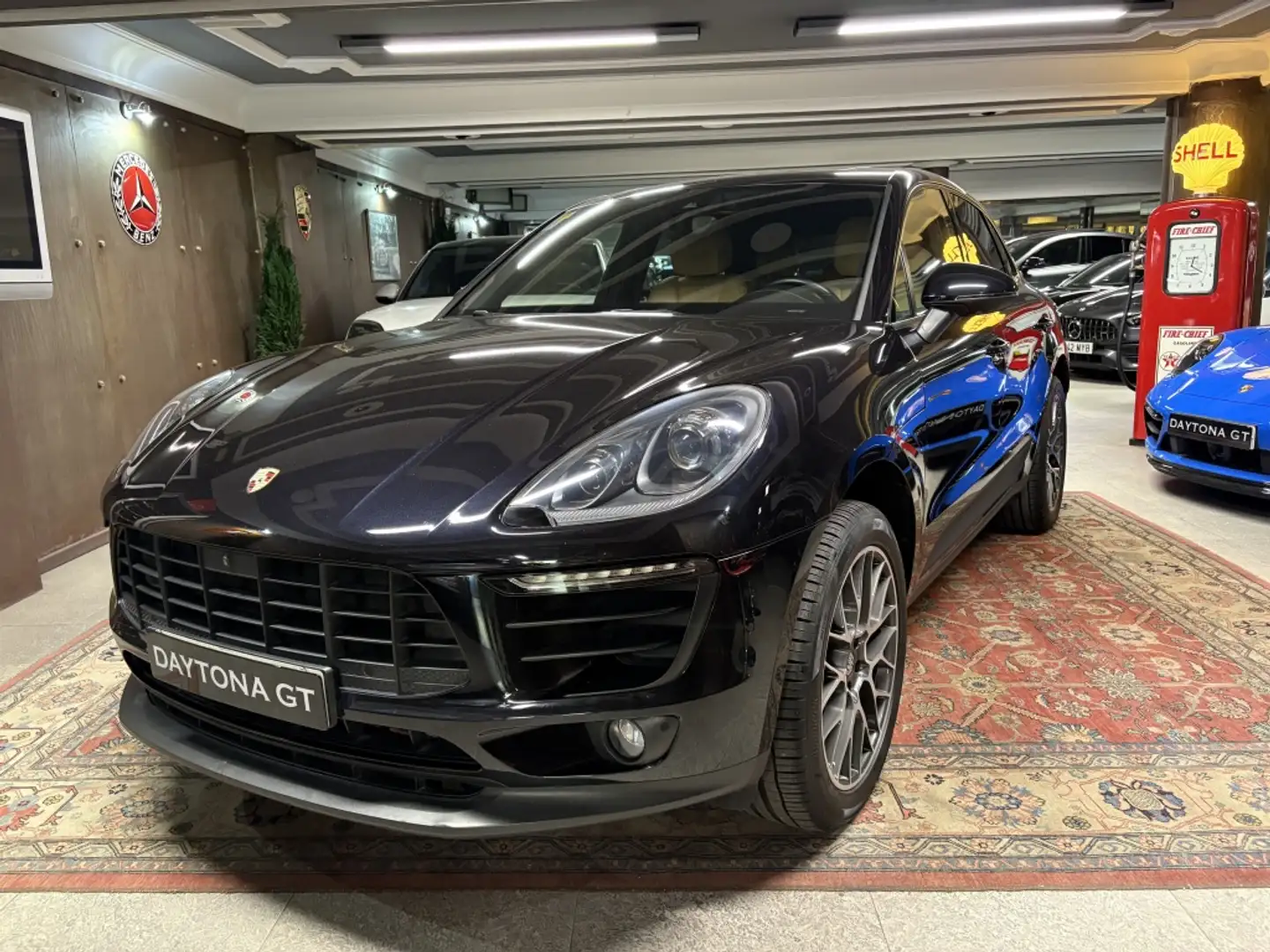 Porsche Macan Aut. Negro - 2