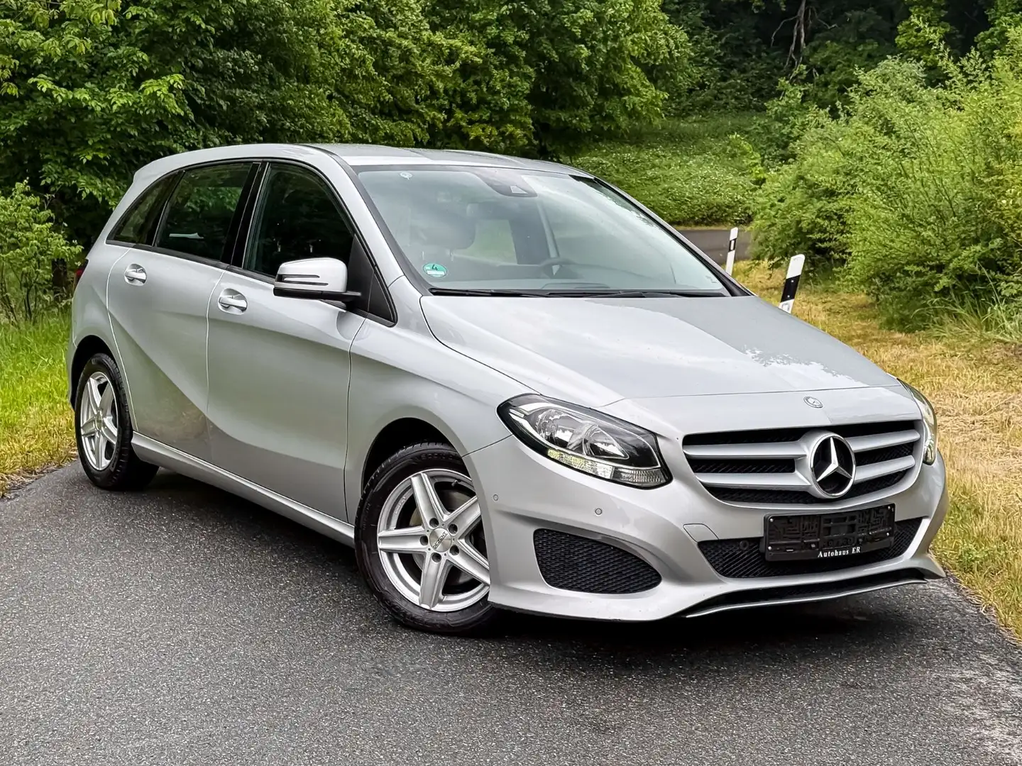 Mercedes-Benz B 200 CDI PDC|SHZ|NAVI|TEMPO|EURO 6|1.HAND Срібний - 2
