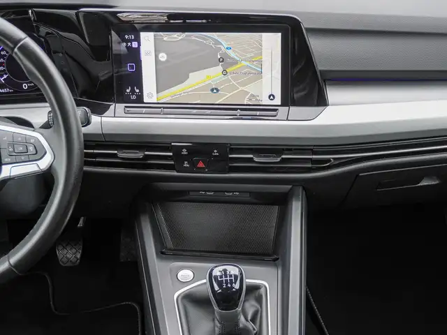 Volkswagen Golf view 12