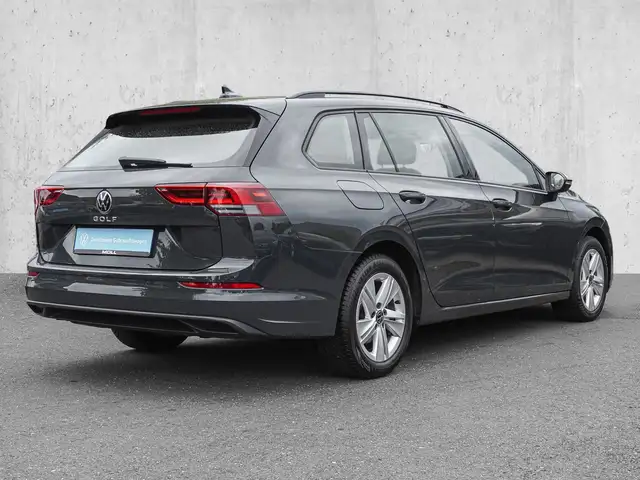 Volkswagen Golf view 5