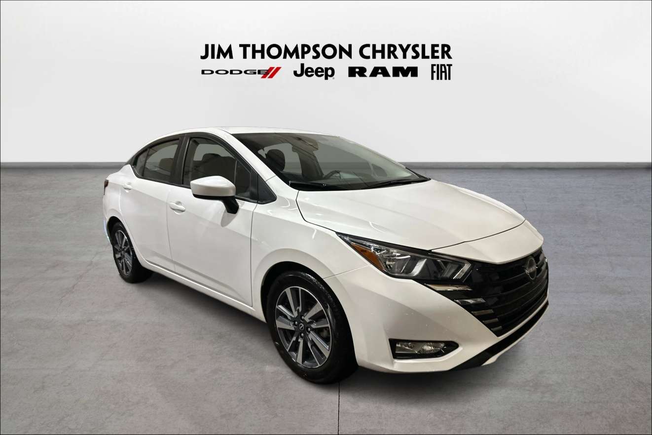 2025 Nissan Versa SV  - Heated Seats -  Apple CarPlay