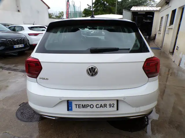 Volkswagen Polo view 6