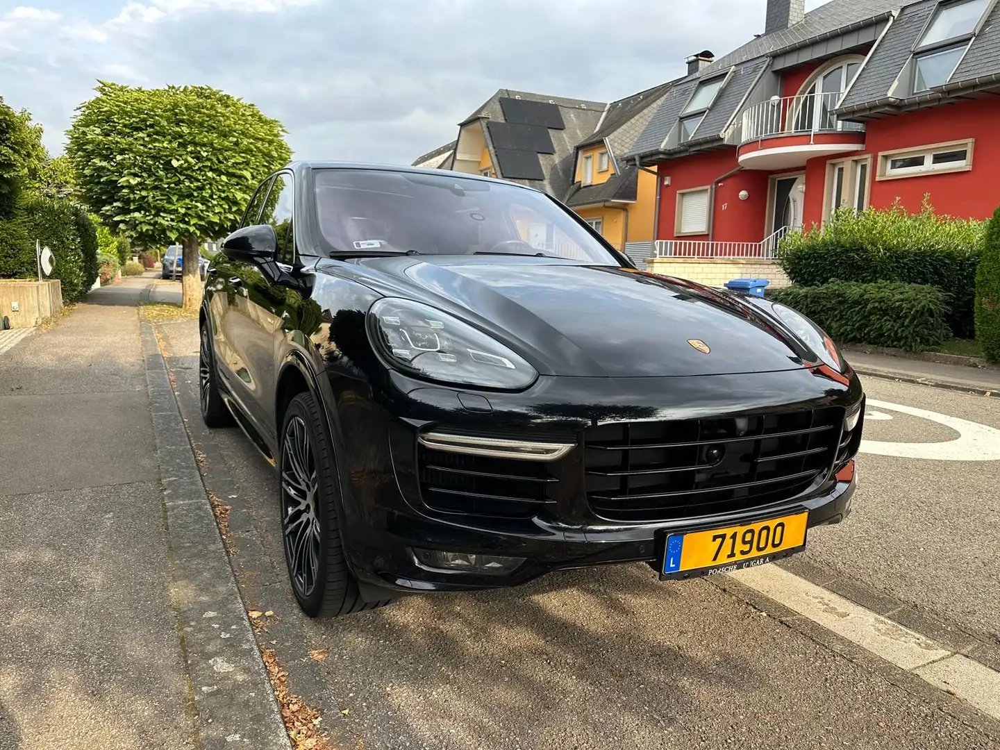 Porsche Cayenne Turbo S Tiptronic, Full options, PCCB - 1