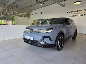 E-Grandland 73 kWh AWD Ultimate Ultimate