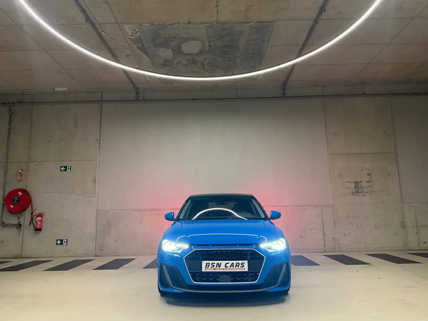Audi A1 30 TFSI/S-LINE/ZWARTDAK/CARPLAY/PDC/GARANTIE Bleu - 2