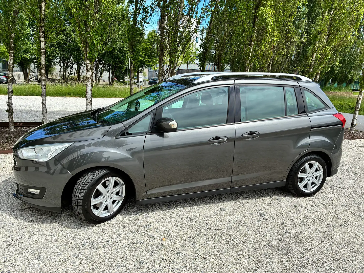 Ford Grand C-Max Grand C-MAX Titanium 1,0 EcoBoost Titanium Grau - 1