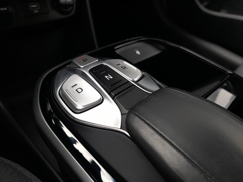 Hyundai IONIQ Elektro STYLE Aut. *WÄRMEPUMPE / VOLL LED / NAVI / ACC / KAMERA / INFINITY-SOUND-SYSTEM / KLIMAAUT.* — photo 8