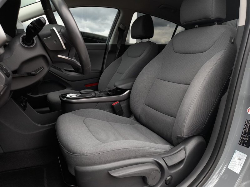 Hyundai IONIQ Elektro STYLE Aut. *WÄRMEPUMPE / VOLL LED / NAVI / ACC / KAMERA / INFINITY-SOUND-SYSTEM / KLIMAAUT.* — photo 12