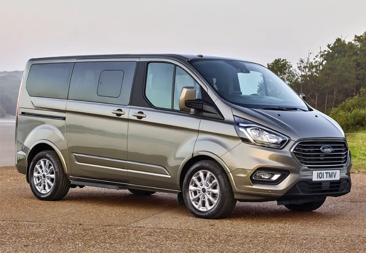 Ford Tourneo Custom 2026