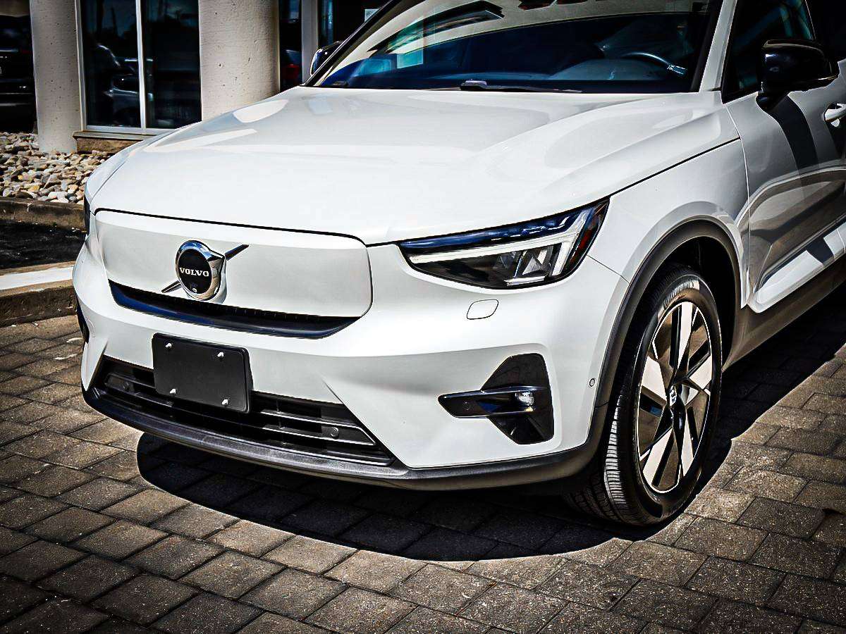 2024 Volvo C40