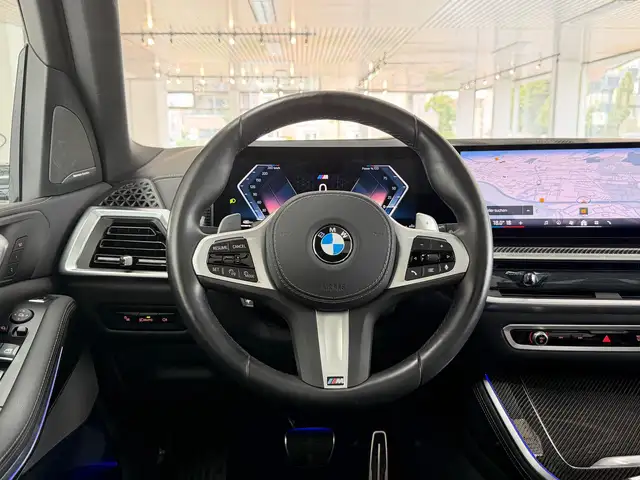 BMW X5 view 13