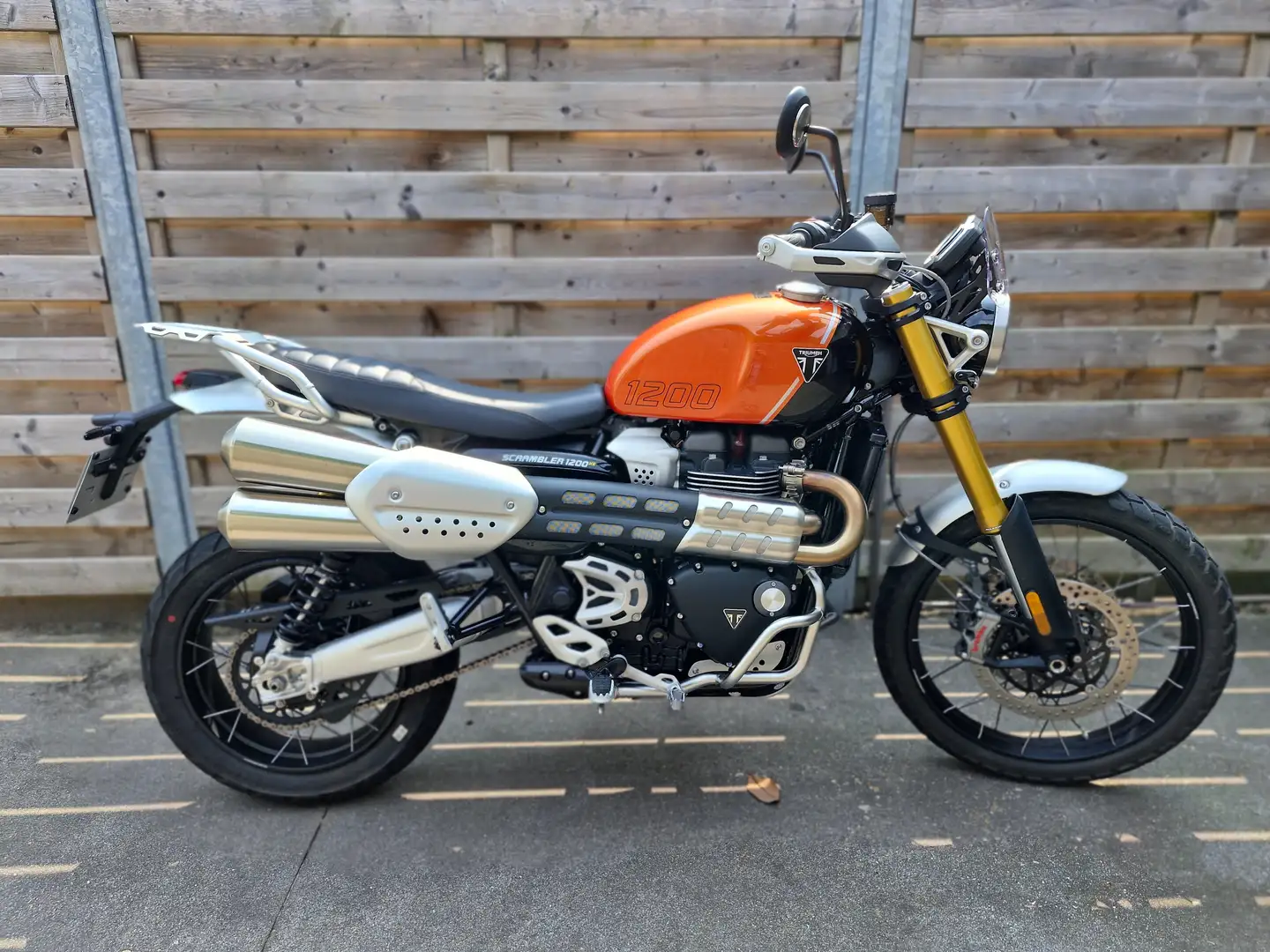 Triumph Scrambler XE Oranje - 1