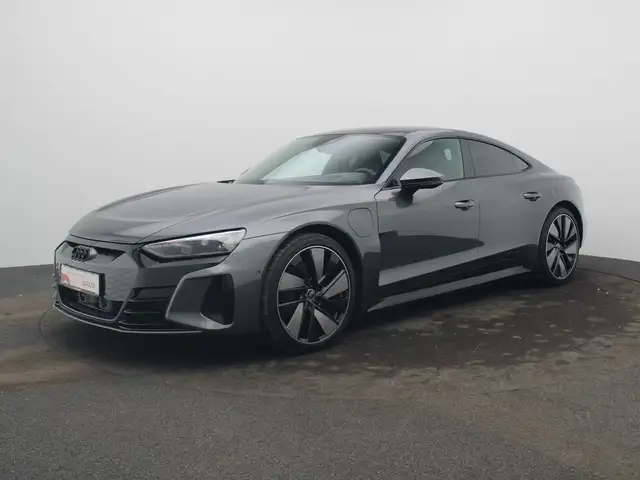 Audi E-Tron GT view 2
