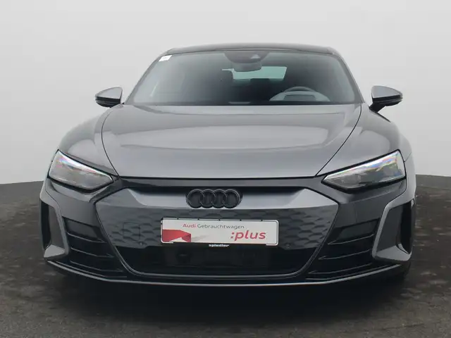Audi E-Tron GT view 3