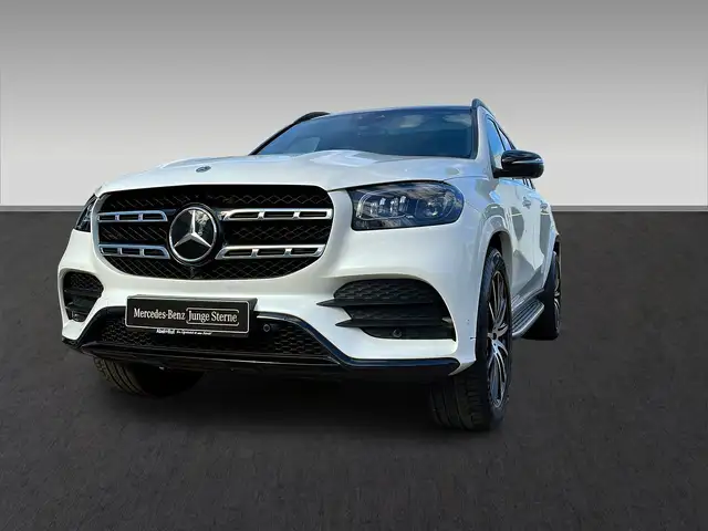 Mercedes-Benz GLS Class view 3
