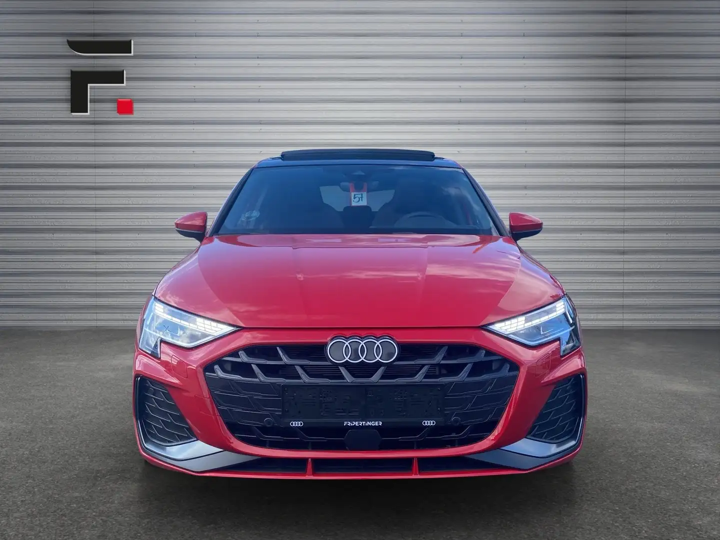 Audi A3 30 TFSI S line Rot - 2