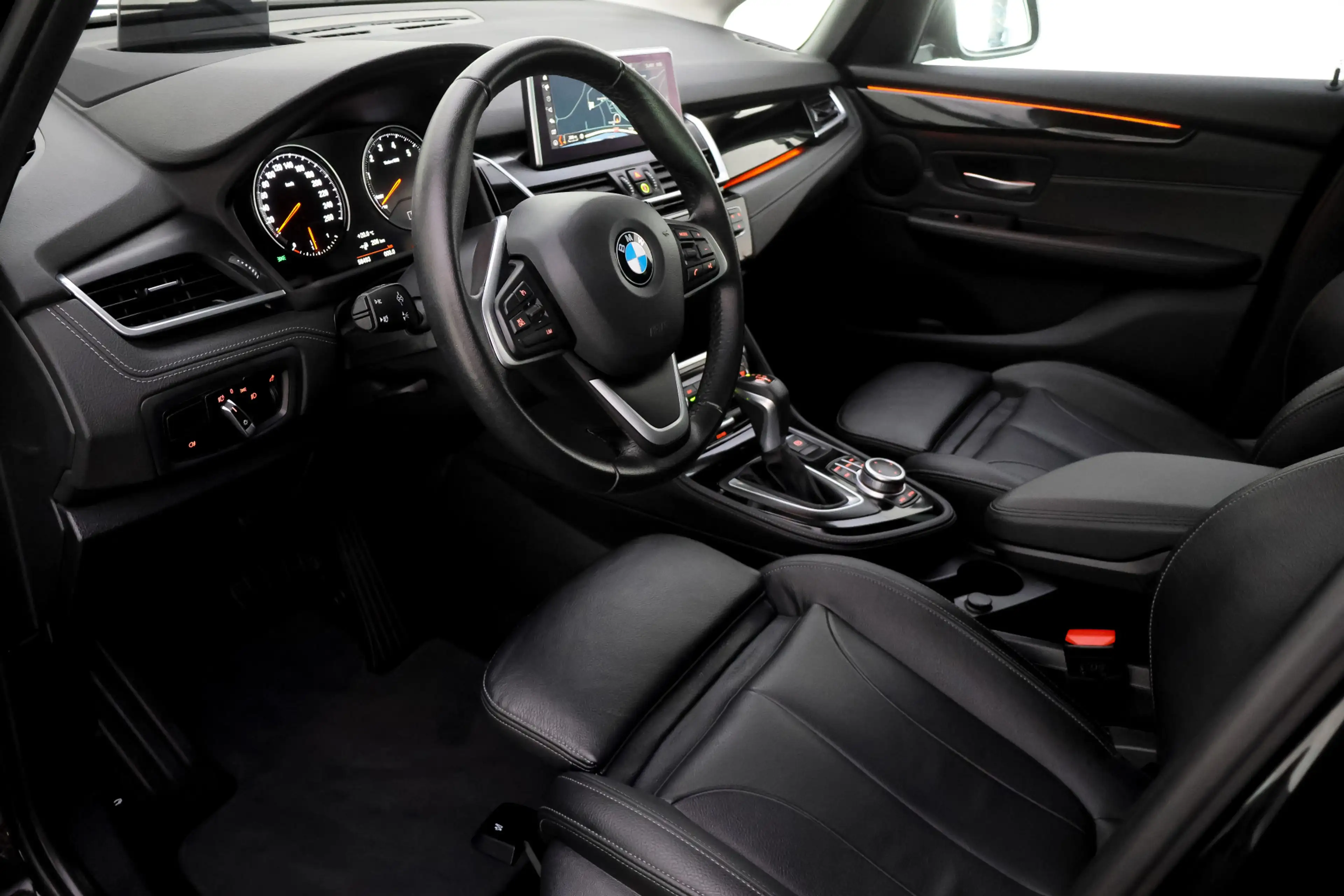 BMW 225 2-serie Active Tourer 225xe iPerformance High Exec — photo 17