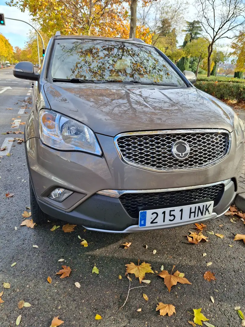 SsangYong Korando Korando D20T Premium Plus 4x4 Premium Plus Šedá - 1