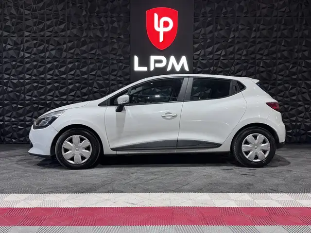 Renault Clio view 6