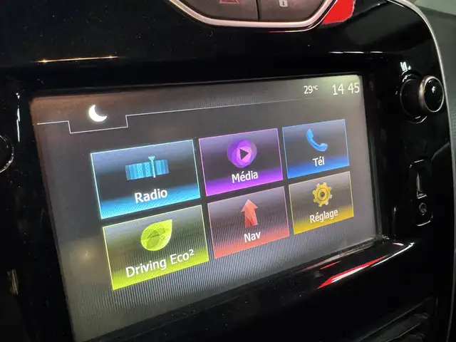 Renault Clio view 18