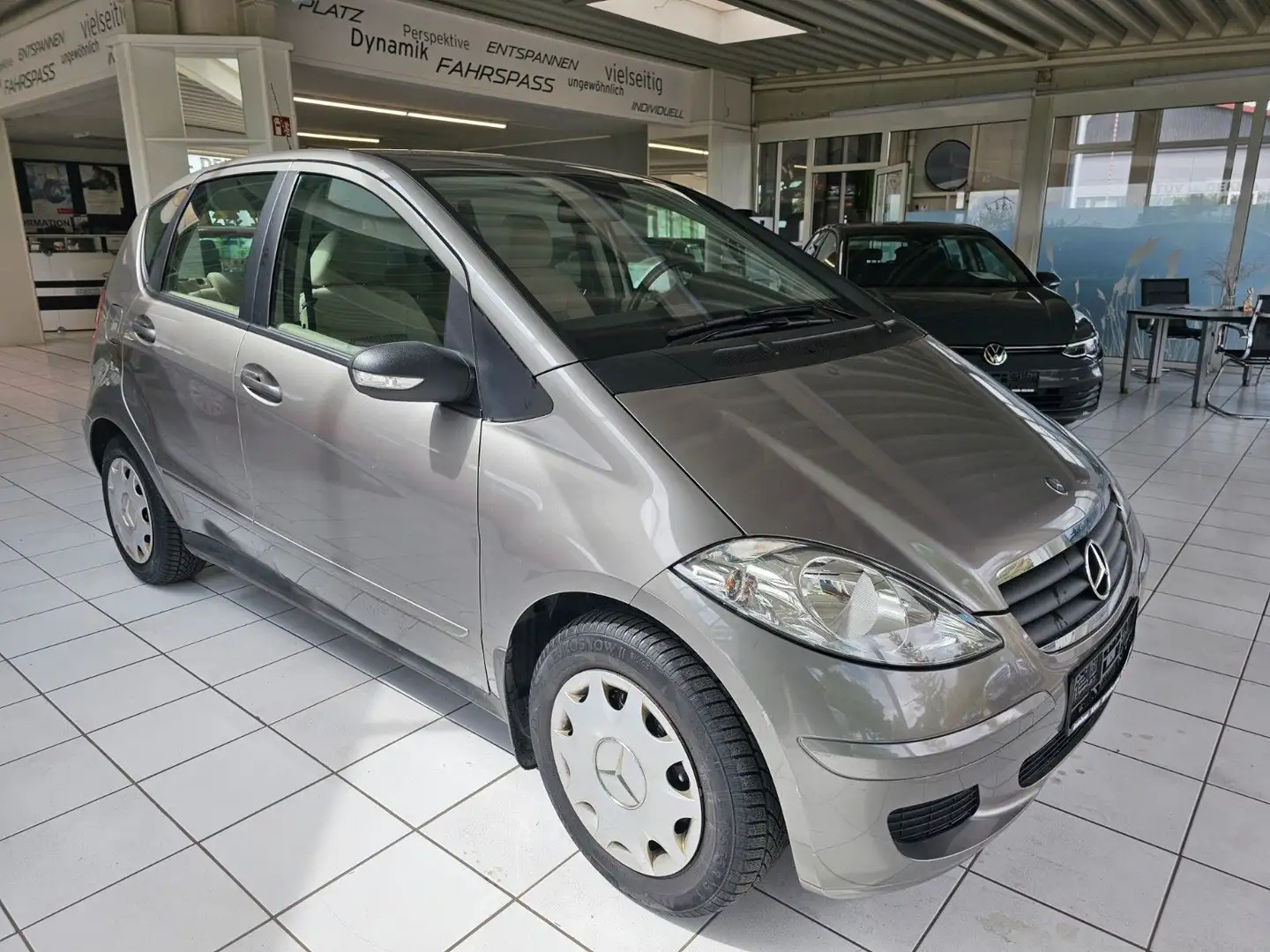 Mercedes-Benz A 150 Tüv-Neu, Grau - 1