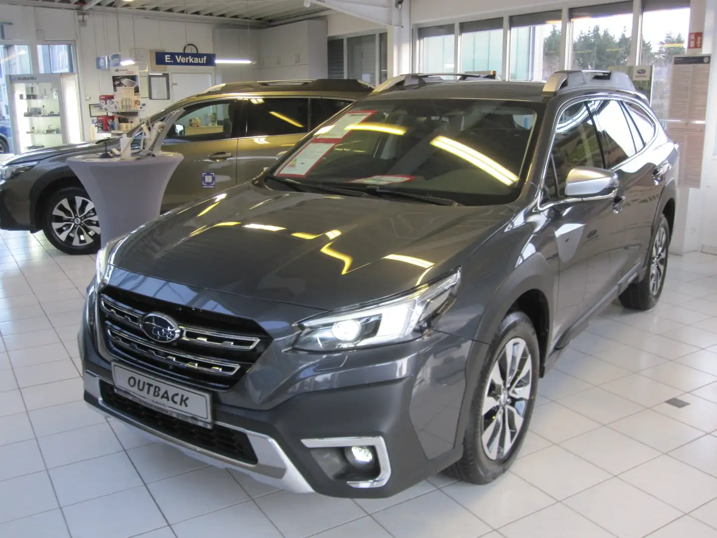 Subaru OUTBACK 2.5i PLATINUM*4X4*24 MODELLJAHR*-5.482€ RABATT* Grigio - 1