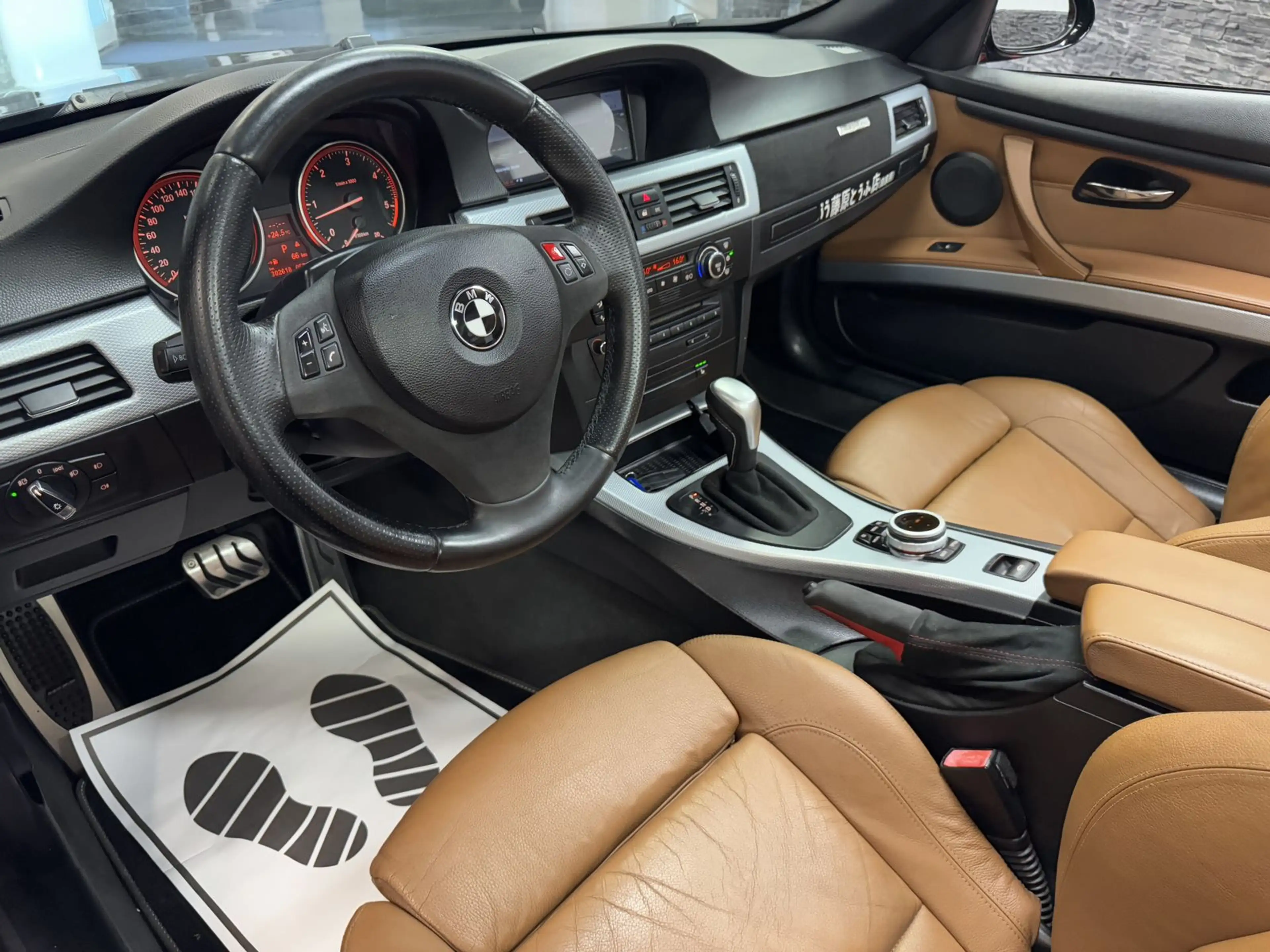 BMW 325 d Cabrio E93*LEDER*NAVI*XENON* — photo 9