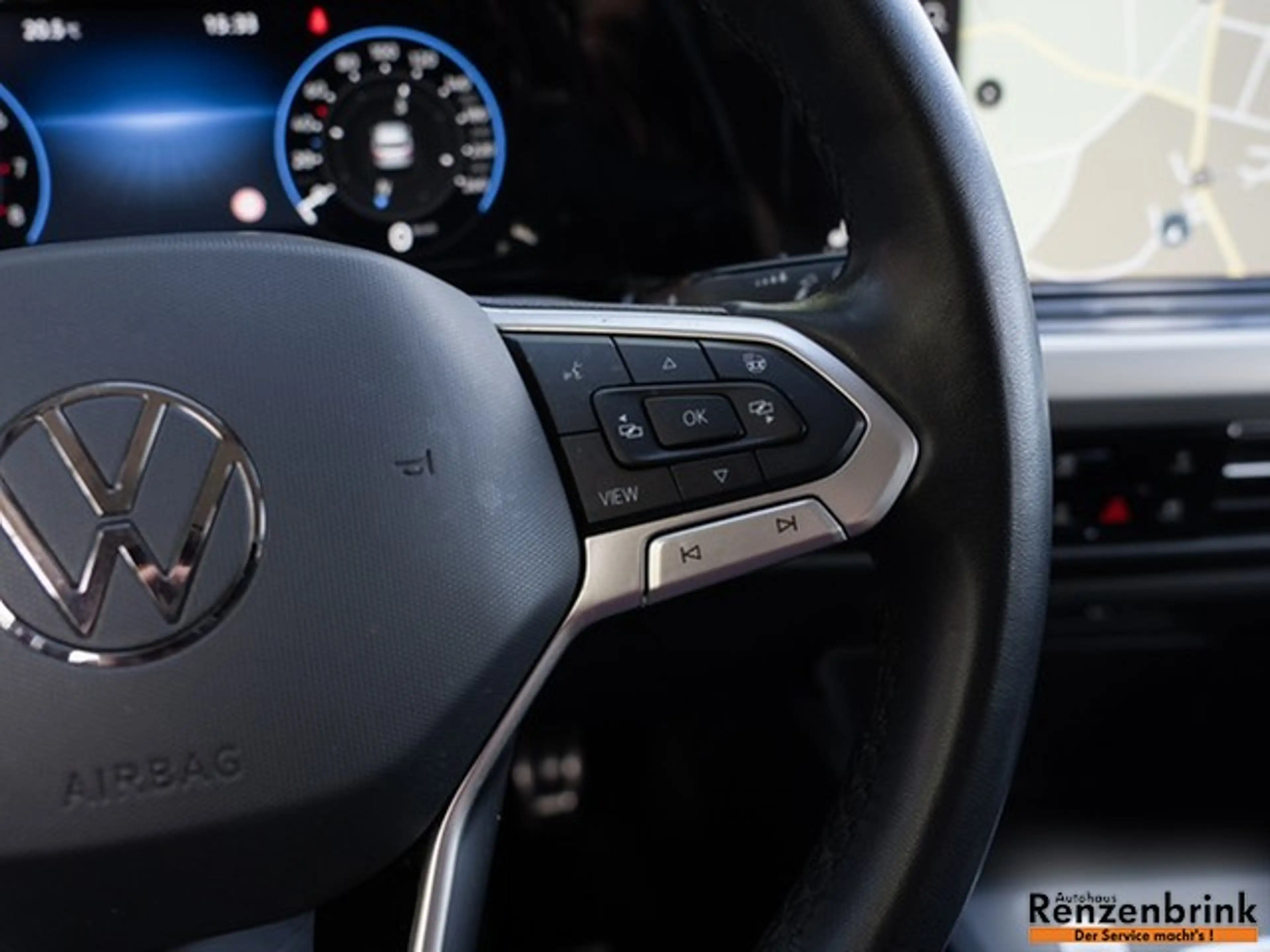 Volkswagen Golf VIII Variant Move TSI AHK Kamera ACC — photo 12